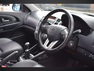 /photos/12346/0a8790f6-6187-4fb7-a4f8-3e5ad137f0ab_i320x240.jpg